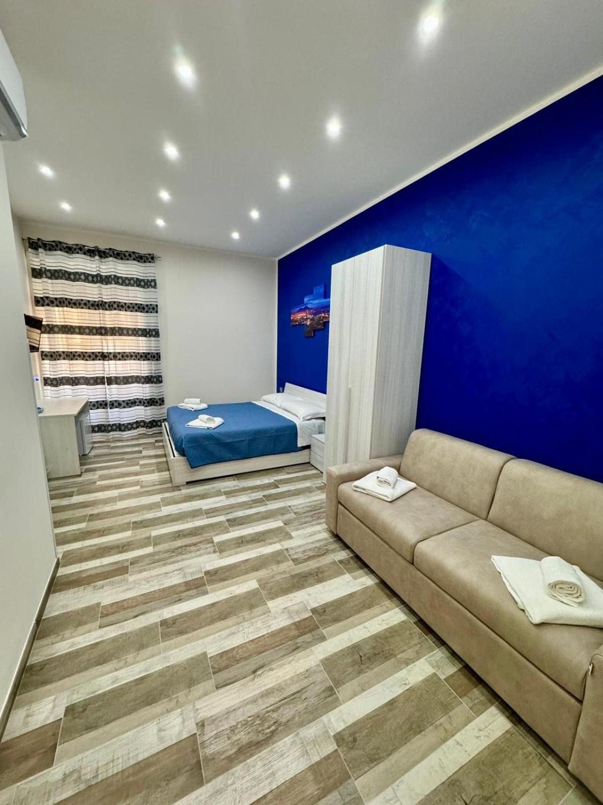 Punto House Ferrovia Ξενοδοχείο Νάπολη Εξωτερικό φωτογραφία