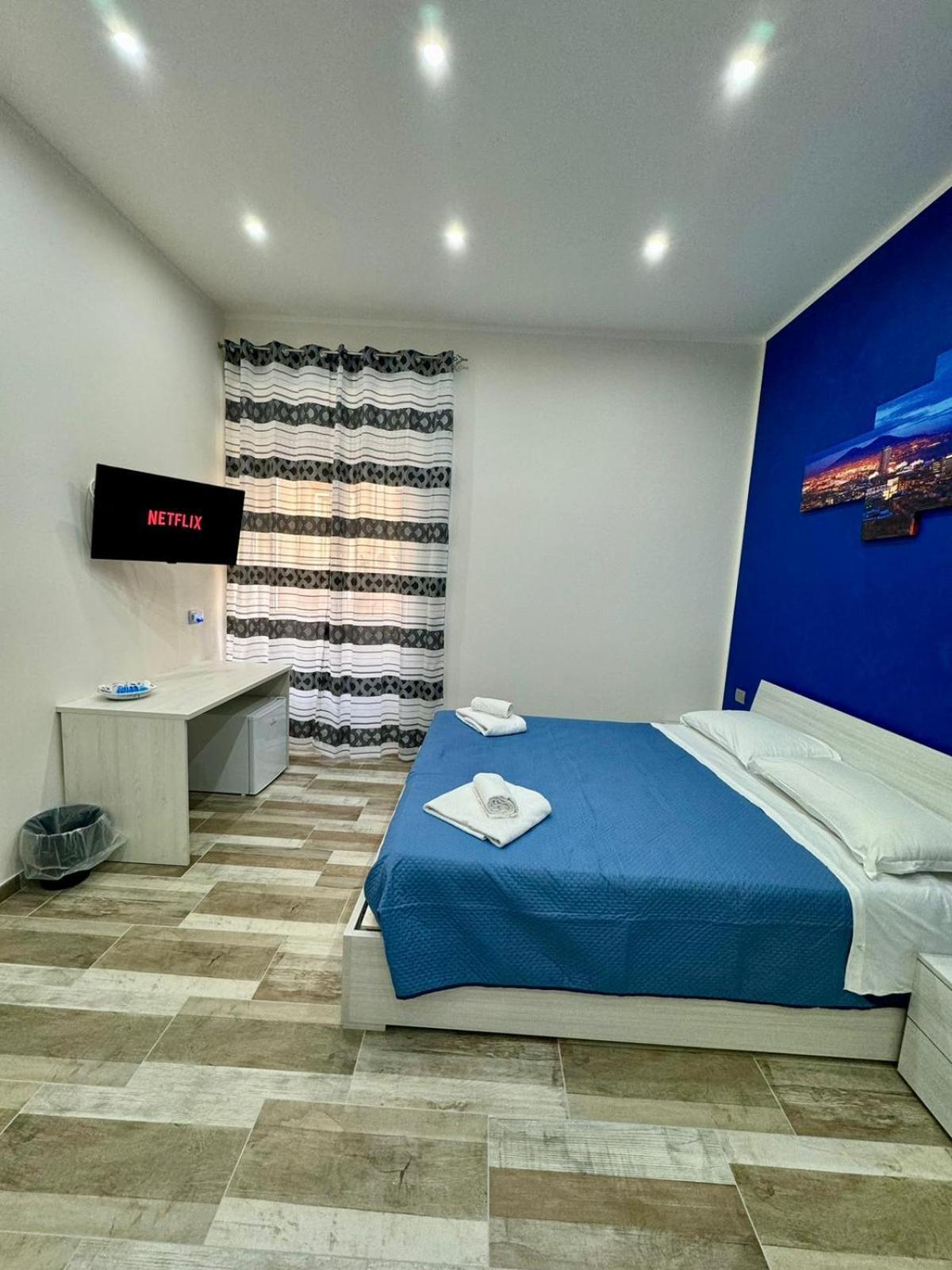 Punto House Ferrovia Ξενοδοχείο Νάπολη Εξωτερικό φωτογραφία