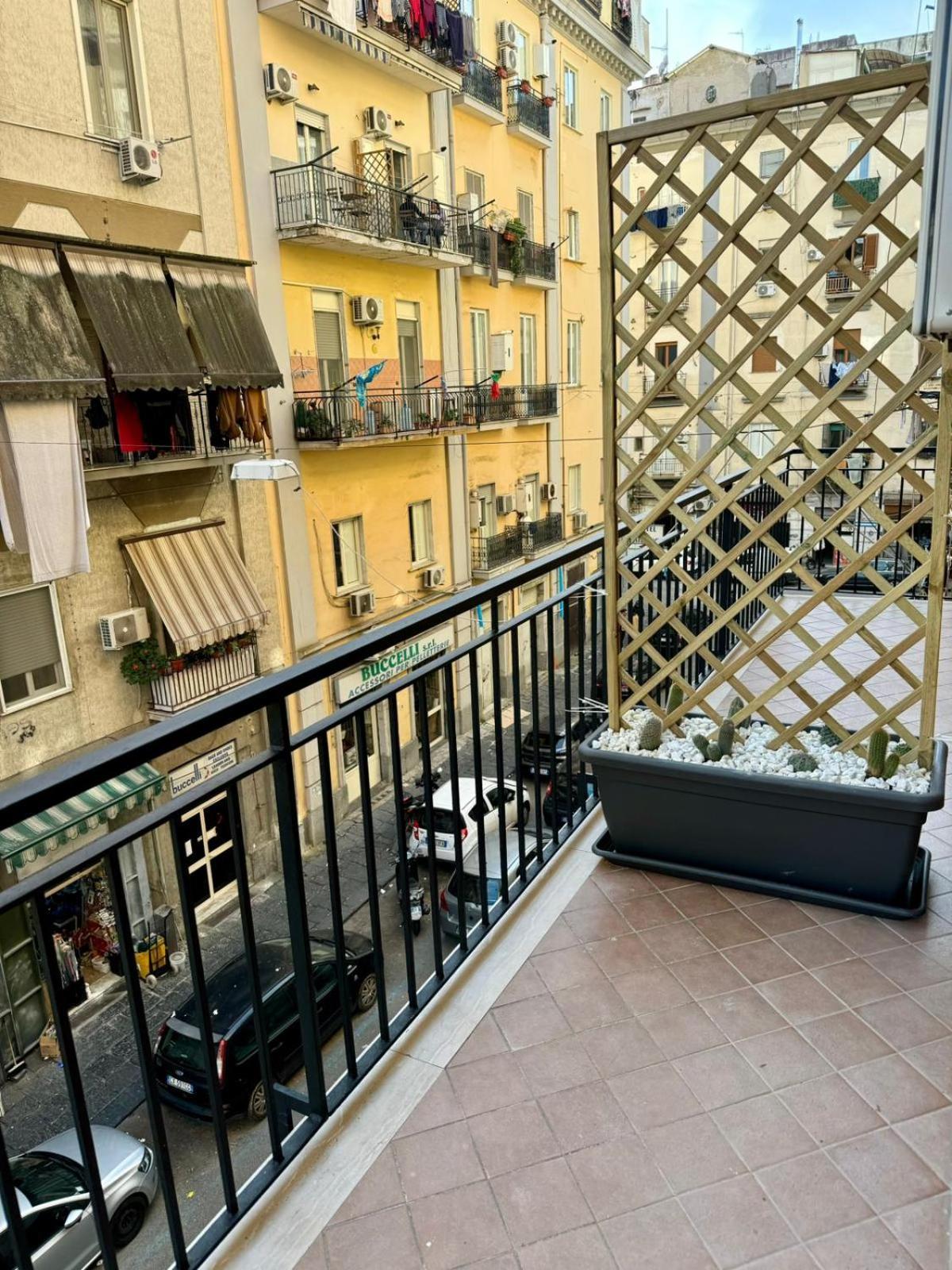 Punto House Ferrovia Ξενοδοχείο Νάπολη Εξωτερικό φωτογραφία